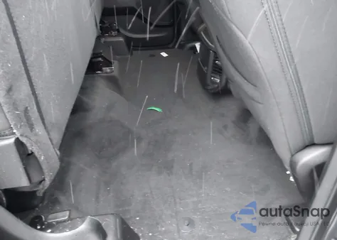 2021 Ram 1500 Big Horn 4X4 6'4 Box z USA, uszkodzony, nr VIN 1C6SRFBT0MN826498